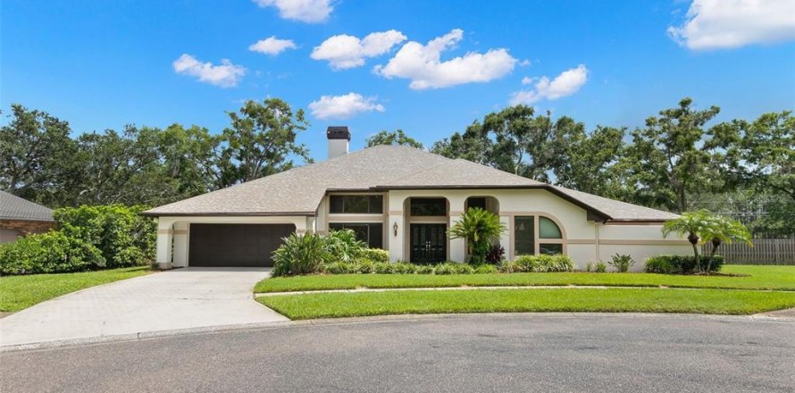 Casa en Clearwater, Florida 5 dormitorios, 341.79 m2 № 1835797