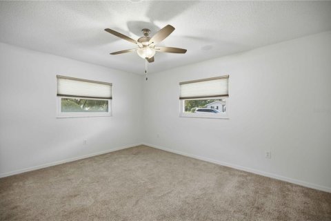 House in Summerfield, Florida 3 bedrooms, 184.69 sq.m. № 2195803 - photo 25