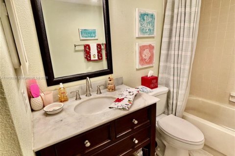 Condo in Hialeah, Florida, 2 bedrooms  № 1974532 - photo 29