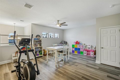 House in Riverview, Florida 5 bedrooms, 324.14 sq.m. № 2203243 - photo 23