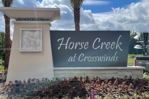 Снять в аренду таунхаус в Дэвенпорт, Флорида 3 спальни, № 1989819 - фото 4