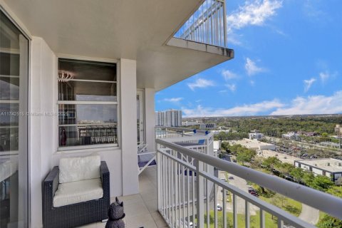 Copropriété à louer à Aventura, Floride: 2 chambres, 149.11 m2 № 1861343 - photo 24