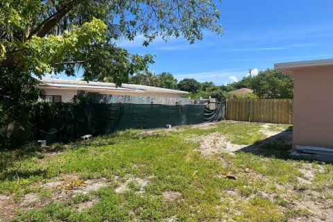 House in Pompano Beach, Florida 4 bedrooms, 111.48 sq.m. № 2280995 - photo 10