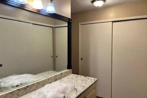 Touwnhouse à vendre à Longwood, Floride: 3 chambres, 156.26 m2 № 2430301 - photo 11