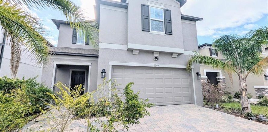 Villa ou maison à Zephyrhills, Floride 4 chambres, 242.94 m2 № 1902642