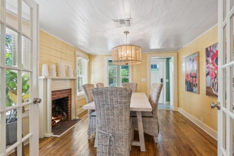 Casa en venta en Sarasota, Florida, 2 dormitorios, 171.4 m2 № 1791729 - foto 4