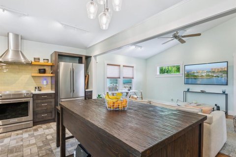 Villa ou maison à vendre à Sarasota, Floride: 2 chambres, 171.4 m2 № 1791729 - photo 17