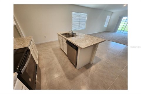 Casa en alquiler en Winter Haven, Florida, 3 dormitorios, 151.34 m2 № 1877020 - foto 4