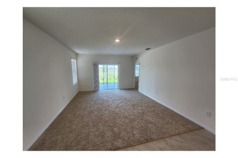 Casa en alquiler en Winter Haven, Florida, 3 dormitorios, 151.34 m2 № 1877020 - foto 6