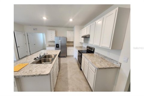 Casa en alquiler en Winter Haven, Florida, 3 dormitorios, 151.34 m2 № 1877020 - foto 3
