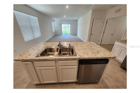 Casa en alquiler en Winter Haven, Florida, 3 dormitorios, 151.34 m2 № 1877020 - foto 5