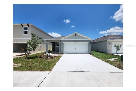Casa en alquiler en Winter Haven, Florida, 3 dormitorios, 151.34 m2 № 1877020 - foto 1