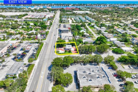Купить коммерческую недвижимость в Лантана, Флорида № 2037335 - фото 5