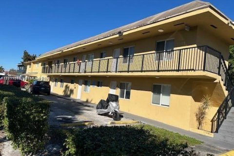 Condo à Hialeah, Floride, 2 chambres  № 2269424