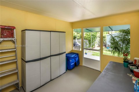 Купить виллу или дом в Холливуд, Флорида 3 спальни, 134.62м2, № 2043608 - фото 23