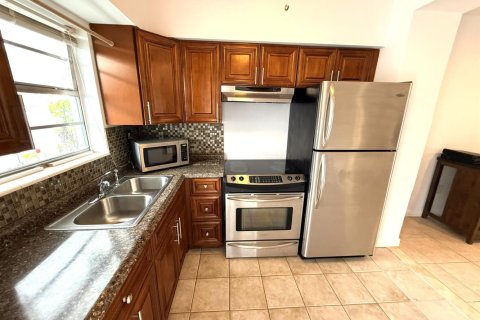 Condominio en venta en Margate, Florida, 2 dormitorios, 67.26 m2 № 2190882 - foto 4