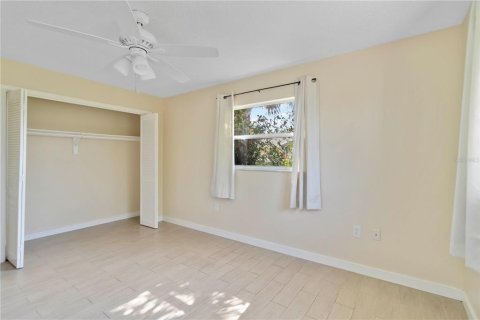 House in Englewood, Florida 2 bedrooms, 113.99 sq.m. № 1841747 - photo 17