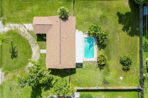 House in Englewood, Florida 2 bedrooms, 113.99 sq.m. № 1841747 - photo 2
