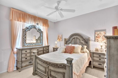Villa ou maison à vendre à Lake Worth, Floride: 4 chambres, 212.28 m2 № 2439301 - photo 19