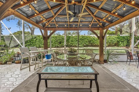 Villa ou maison à vendre à Lake Worth, Floride: 4 chambres, 212.28 m2 № 2439301 - photo 23