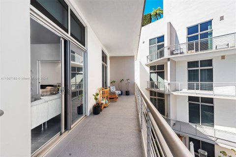 Condominio en venta en Miami Beach, Florida, 1 dormitorio, 89.74 m2 № 1700225 - foto 9