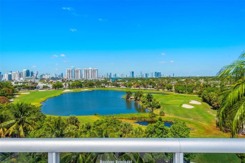 Condominio en venta en Miami Beach, Florida, 1 dormitorio, 89.74 m2 № 1700225 - foto 1
