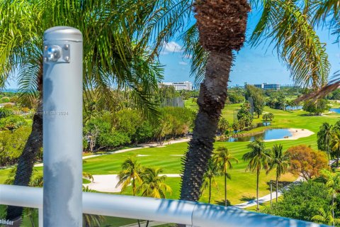Condominio en venta en Miami Beach, Florida, 1 dormitorio, 89.74 m2 № 1700225 - foto 25