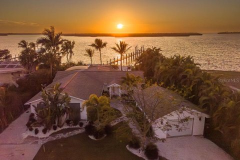 Casa en Terra Ceia, Florida 4 dormitorios, 199.18 m2 № 2156664