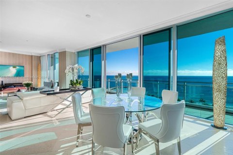 Condo in Bal Harbour, Florida, 2 bedrooms  № 1794021 - photo 5