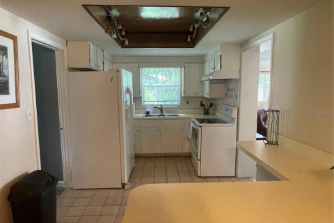House in Dunnellon, Florida 3 bedrooms, 184.23 sq.m. № 1912924 - photo 5