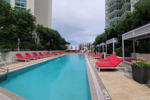 Condo in Sunny Isles Beach, Florida, 3 bedrooms  № 2003912 - photo 26