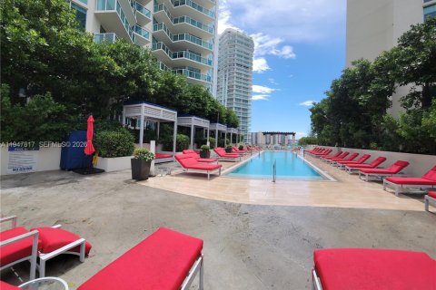 Condo in Sunny Isles Beach, Florida, 3 bedrooms  № 2003912 - photo 27