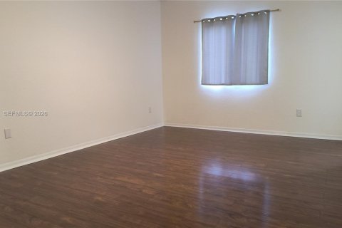 Adosado en venta en Homestead, Florida, 2 dormitorios, 132.94 m2 № 2055048 - foto 6