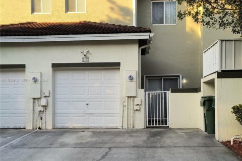 Adosado en venta en Homestead, Florida, 2 dormitorios, 132.94 m2 № 2055048 - foto 3