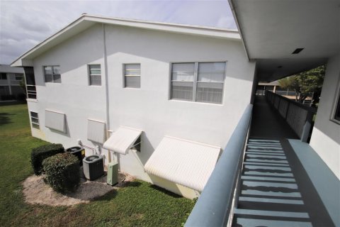 Copropriété à louer à West Palm Beach, Floride: 1 chambre, 68.56 m2 № 2389514 - photo 28