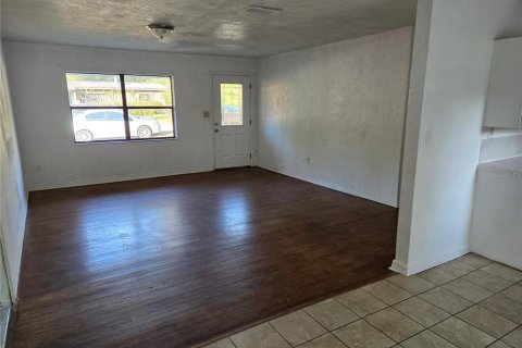 House in Ocala, Florida 4 bedrooms, 112.97 sq.m. № 1534744 - photo 5