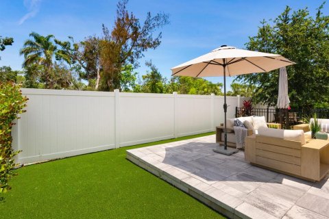 House in Sarasota, Florida 4 bedrooms, 251.86 sq.m. № 1786436 - photo 21