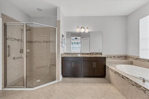 House in Venice, Florida 3 bedrooms, 190.45 sq.m. № 1796731 - photo 19