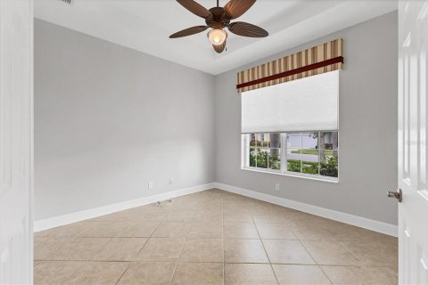 House in Venice, Florida 3 bedrooms, 190.45 sq.m. № 1796731 - photo 16