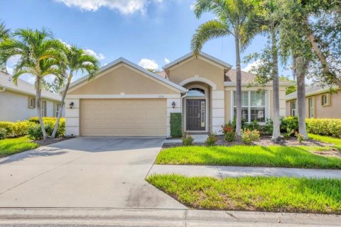 House in Venice, Florida 3 bedrooms, 190.45 sq.m. № 1796731 - photo 2