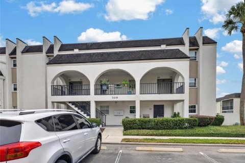 Copropriété à louer à Brandon, Floride: 2 chambres, 99.22 m2 № 2403013 - photo 4