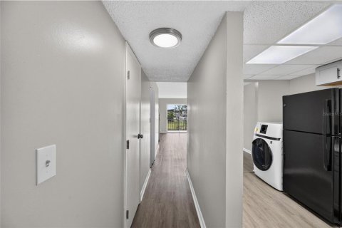 Copropriété à louer à Brandon, Floride: 2 chambres, 99.22 m2 № 2403013 - photo 10