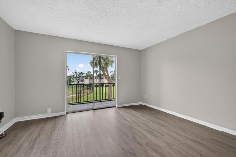 Copropriété à louer à Brandon, Floride: 2 chambres, 99.22 m2 № 2403013 - photo 27