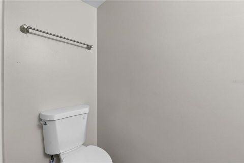 Copropriété à louer à Brandon, Floride: 2 chambres, 99.22 m2 № 2403013 - photo 17