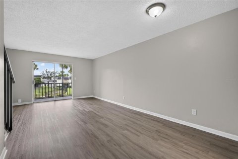 Copropriété à louer à Brandon, Floride: 2 chambres, 99.22 m2 № 2403013 - photo 19