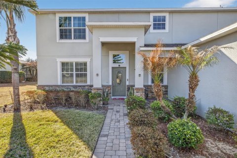 House in Clermont, Florida 4 bedrooms, 297.29 sq.m. № 2144629 - photo 4