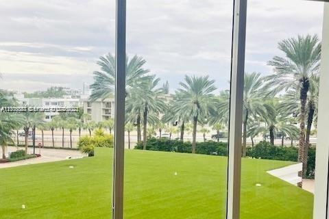 Condo in Bal Harbour, Florida, 1 bedroom  № 2074104 - photo 11