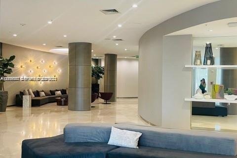 Condo in Bal Harbour, Florida, 1 bedroom  № 2074104 - photo 20