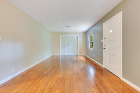 House in Ocklawaha, Florida 3 bedrooms, 103.68 sq.m. № 1690851 - photo 10