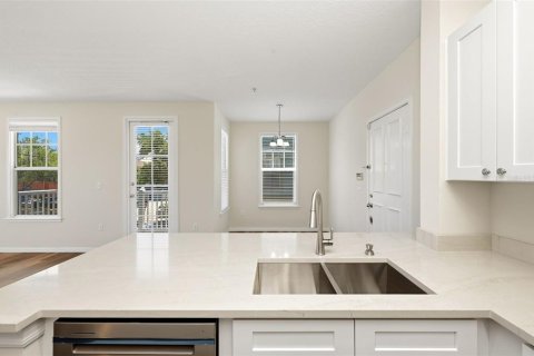 Condo in Celebration, Florida, 1 bedroom № 2093186 - photo 14
